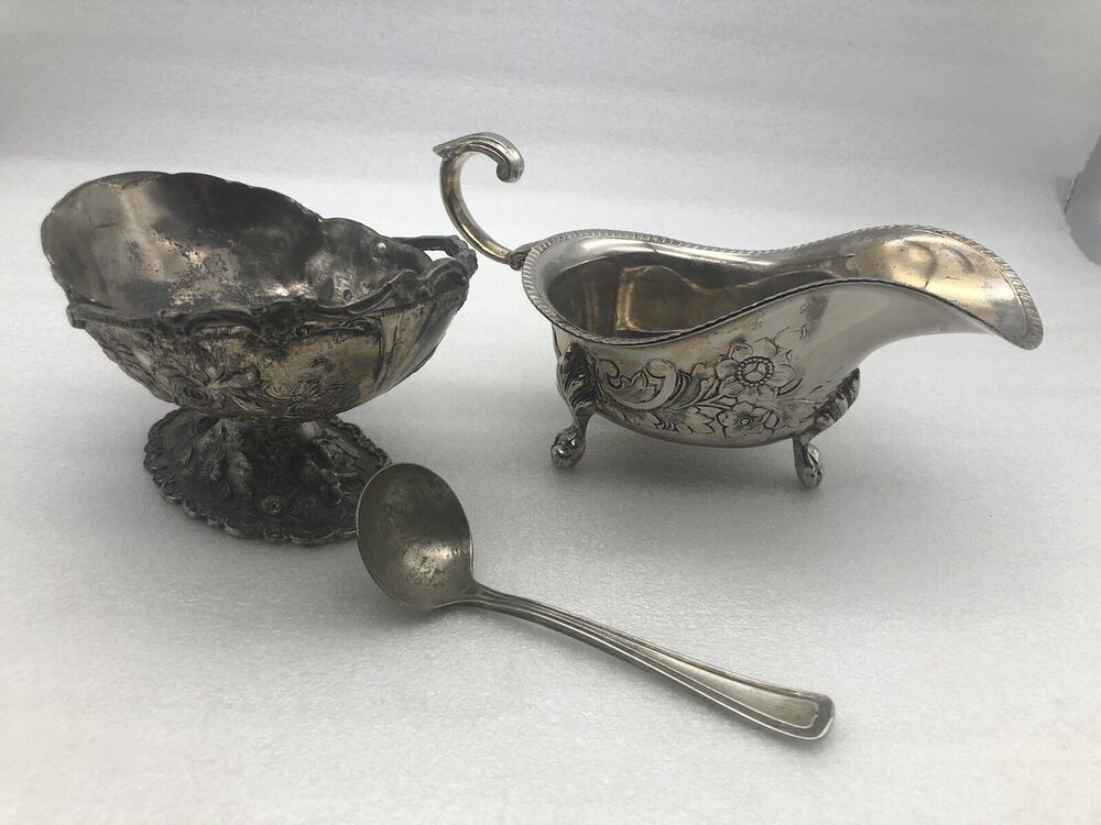 vintage stainless steel gravy boat ,basket and albert pick co spoon made in USA